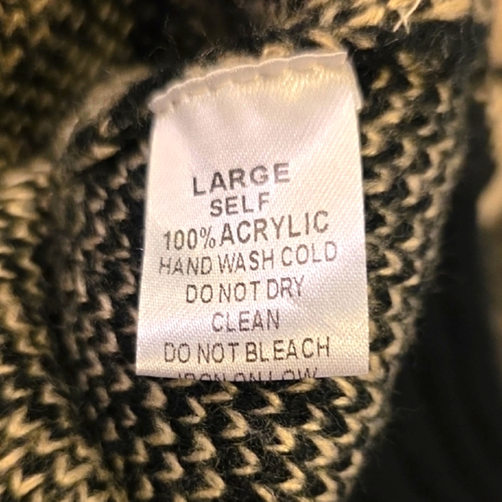 NWOT DAVI & DANI Black and Creamy Gray Leopard Sweater - Picture 6 of 7